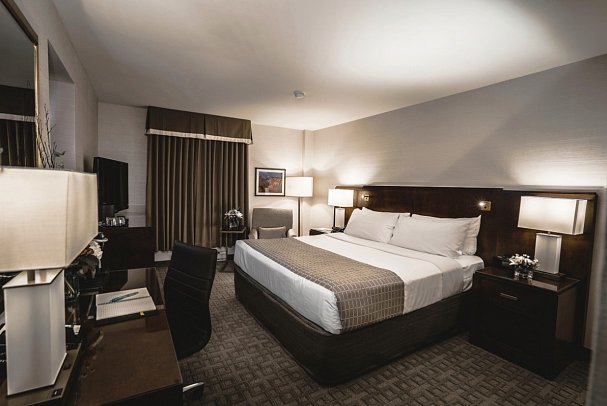 Lord Elgin Hotel
