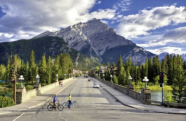 Klassisches Westkanada (12 Nächte) - Banff Avenue