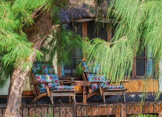 Saadani Safari (2 Nächte) - Terrasse, Maridadi Suite