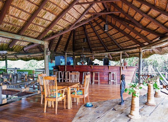Saadani Safari (2 Nächte) - Restaurant Mikochi und Bar