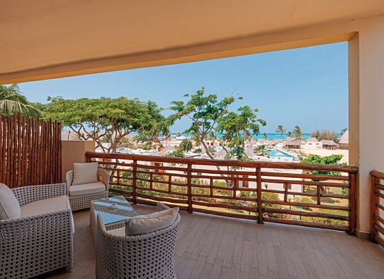Gold Zanzibar Beach House & Spa
