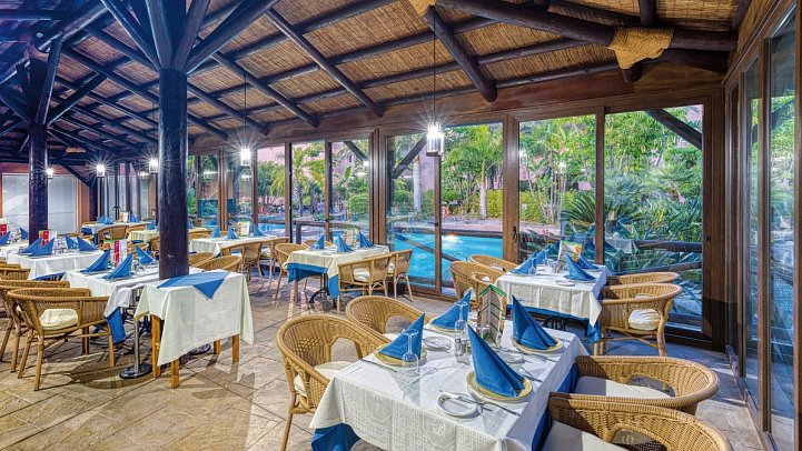 Playacálida Hotel