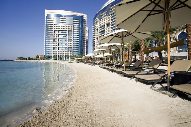 Bab Al Qasr, a Beach Resort & Spa by Millennium