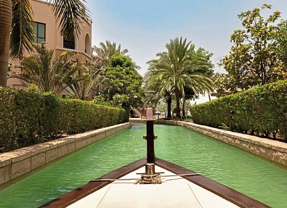 Shangri-La Qaryat Al Beri