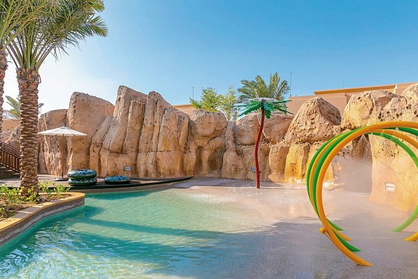 Saadiyat Rotana Resort & Villas