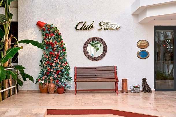Club Hotel Titan
