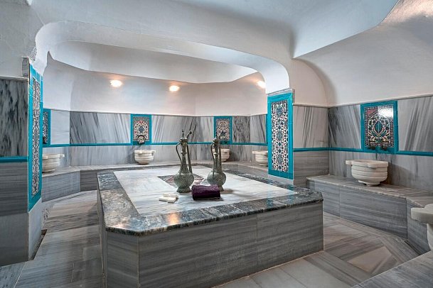 Club Hotel Titan