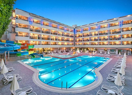 Avena Resort & Spa Hotel