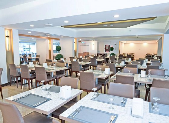 Avena Resort & Spa Hotel