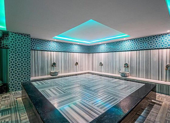 Avena Resort & Spa Hotel