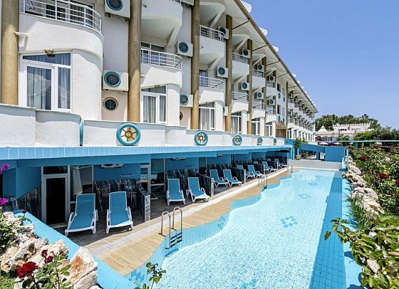 Miarosa Kemer Beach - Swim Up Außenbereich (Zimmercodierung DBQ)