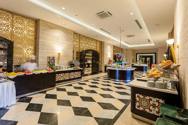 Melas Lara Hotel