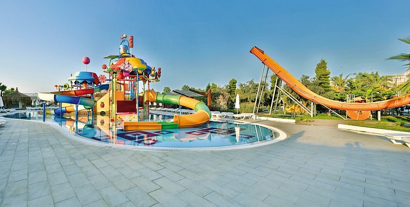 Saturn Palace