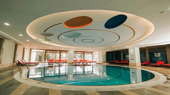 Saturn Palace