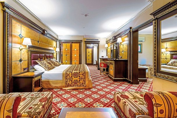 Club Hotel Sera - Wohnbeispiel Familienzimmer Haupthaus