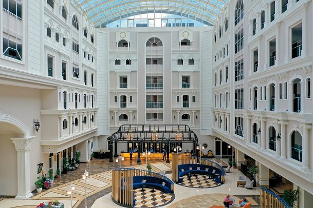 Seaden Sea World Resort & Spa