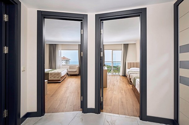 Seaden Sea World Resort & Spa - Wohnbeispiel Familienzimmer Meerblick (Zimmercodierung FBM)