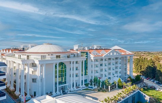 Roma Beach Resort & Spa