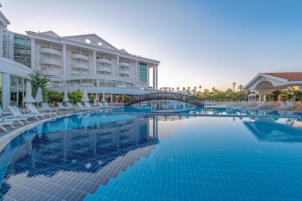 Roma Beach Resort & Spa