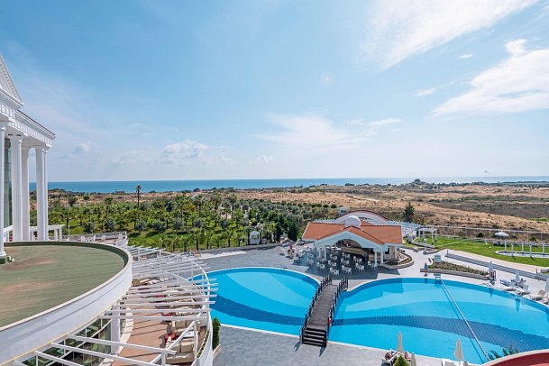 Roma Beach Resort & Spa