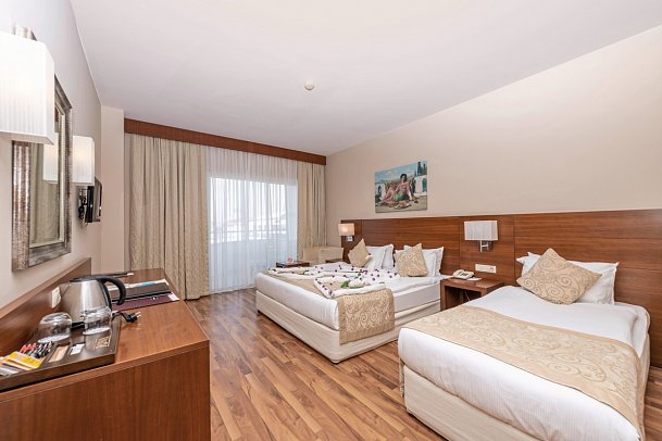 Roma Beach Resort & Spa - Wohnbeispiel Doppelzimmer Landblick (Zimmercodierung DBL)