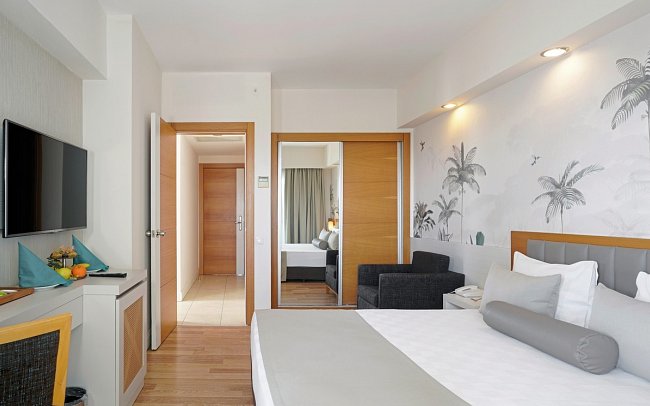 Side Aluna Hotel - Wohnbeispiel Familienzimmer (Zimmercodierung FB1)