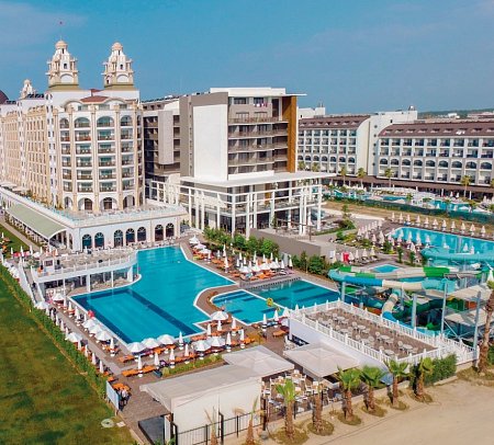 J'adore Deluxe Hotel & Spa