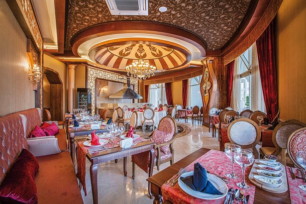 J'adore Deluxe Hotel & Spa