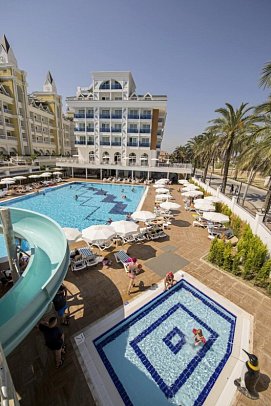 Palm World Side Resort & Spa