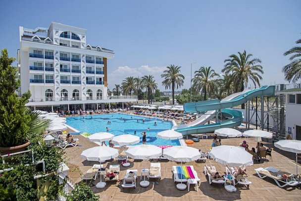 Palm World Side Resort & Spa