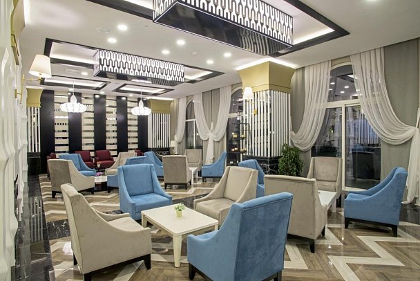 Palm World Side Resort & Spa