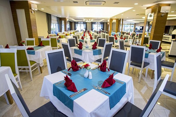 Palm World Side Resort & Spa