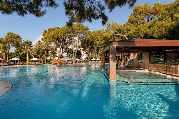Seven Seas Hotel Life