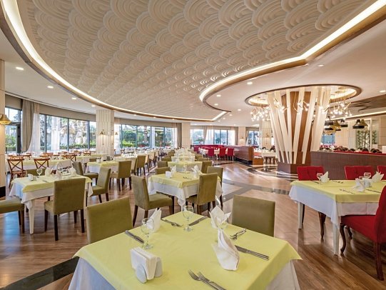 Diamond Premium Hotel & Spa