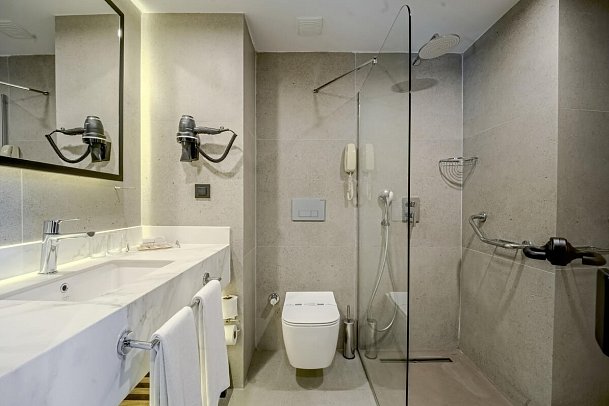 Side Sun - Beispiel Bad (Zimmercodierungen DB1, DC1, DBN, DCN, FB1 & FB2)