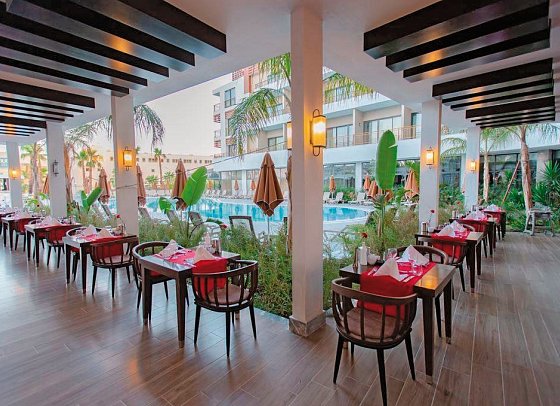 Alexia Resort & Spa