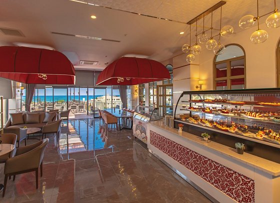 Alexia Resort & Spa