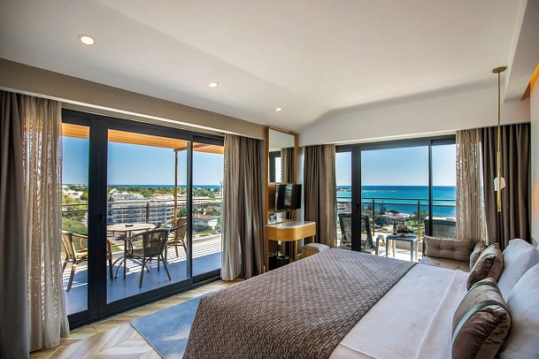 Alexia Resort & Spa - Wohnbeispiel Doppelzimmer Terrace Deluxe Meerblick