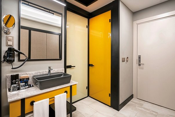 Arnor De Luxe Hotel & Spa - Beispiel Bad Doppelzimmer (Zimmercodierungen DB1, DC1, DB2 & DC2)