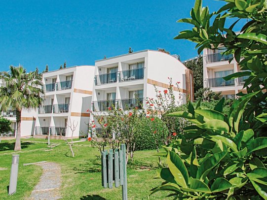 Horus Paradise Luxury Resort