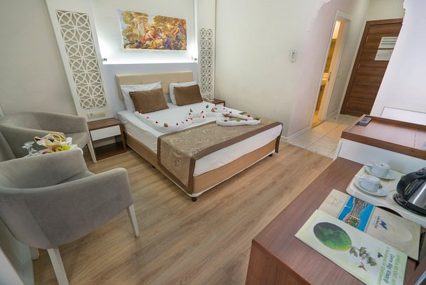 Linda Resort - Wohnbeispiel Doppelzimmer Gross mit Etagenbett