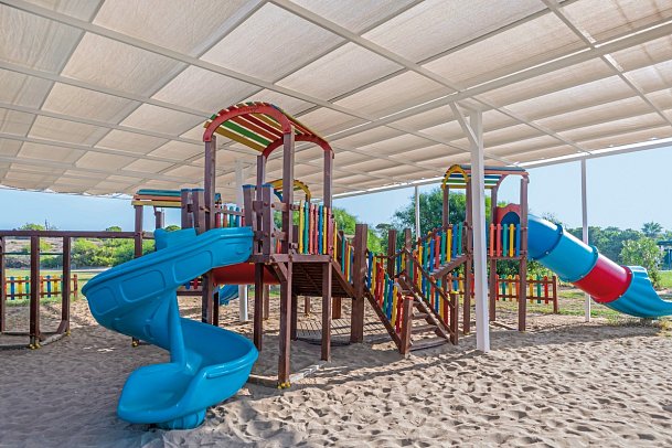 LRS Port River Hotel & Spa