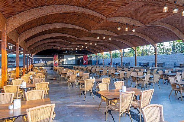 LRS Port River Hotel & Spa