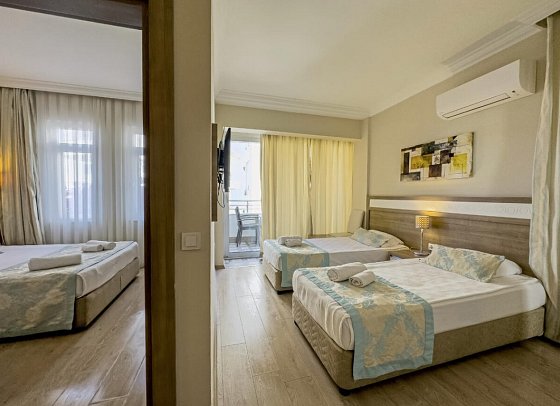 Merve Sun Hotel & Spa - Wohnbeispiel Familienzimmer (Zimmercodierung FB1)