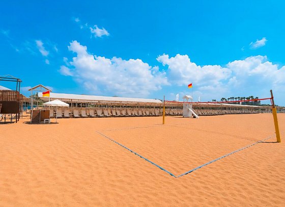 Q Ella Beach Hotel