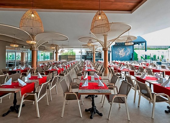 Q Ella Beach Hotel