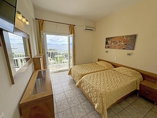 Ipsos Beach Hotel - Wohnbeispiel Familienzimmer (Zimmercodierung FB1)