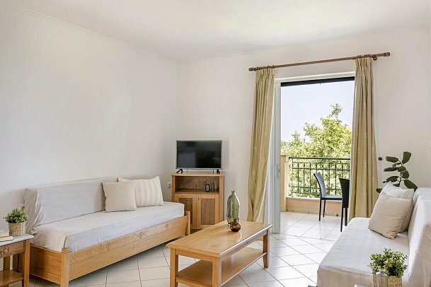 Century Resort Corfu - Wohnbeispiel Family One Bedroom Garden View (Zimmercodierung F1G)