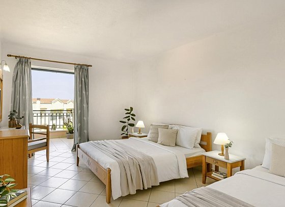 Century Resort Corfu - Wohnbeispiel Family One Bedroom Superior Garden View