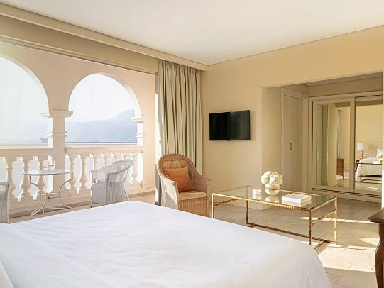 Grecotel Eva Palace - Wohnbeispiel Doppelzimmer Landblick (Zimmercodierung DBL)